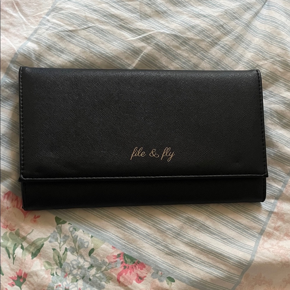 File & Fly Black Wallet